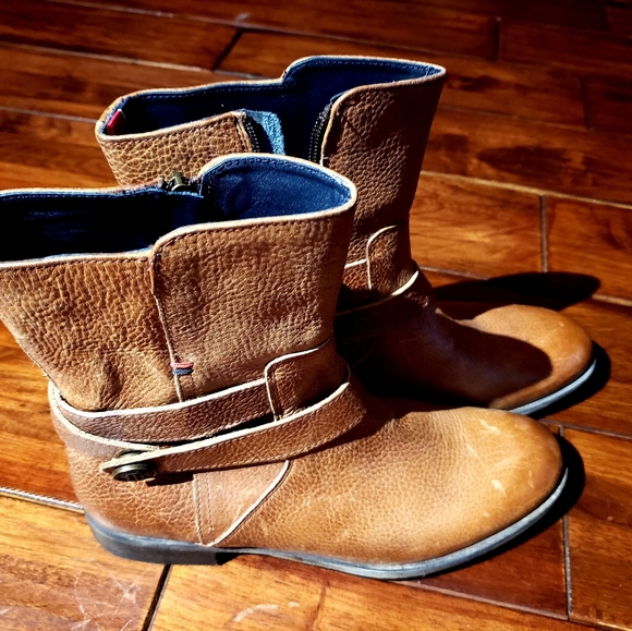 Tommy Hilfiger boots - Picture 4 of 5